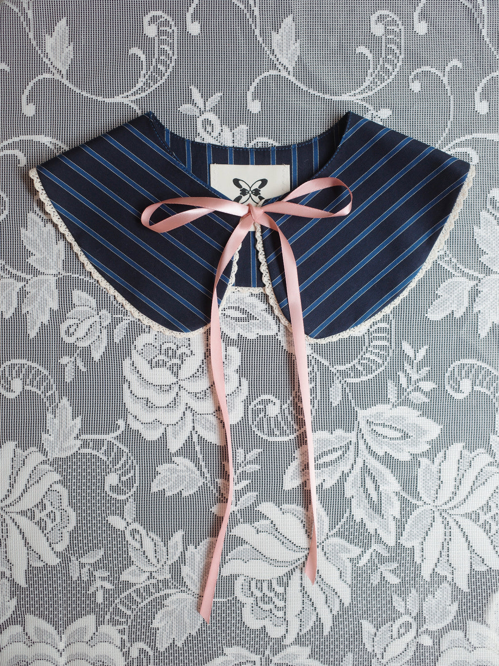 The Mariette Collar in Pink